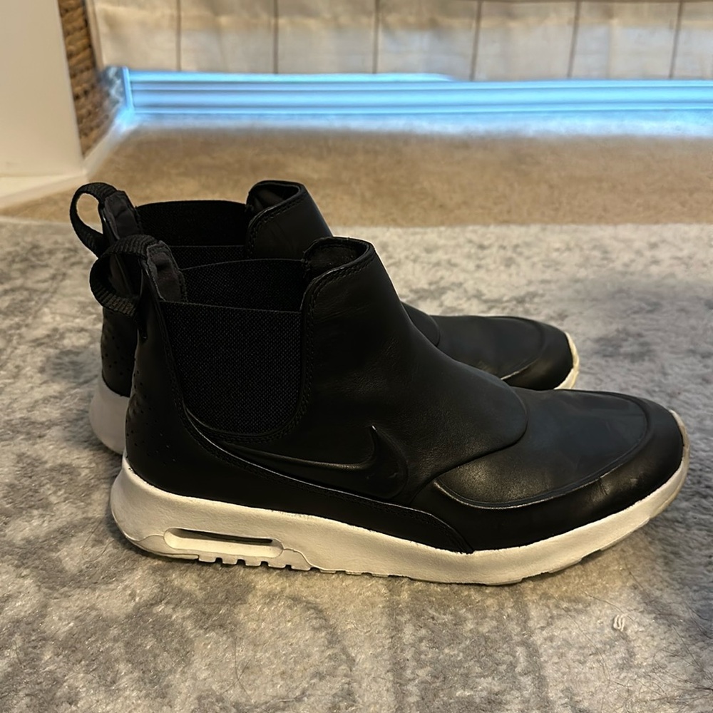 nike boots